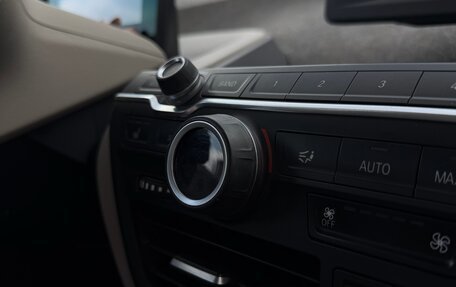 BMW i3 I01 рестайлинг, 2014 год, 1 600 000 рублей, 15 фотография