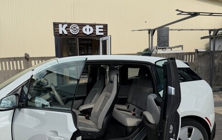 BMW i3 I01 рестайлинг, 2014 год, 1 600 000 рублей, 20 фотография