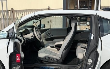 BMW i3 I01 рестайлинг, 2014 год, 1 600 000 рублей, 19 фотография
