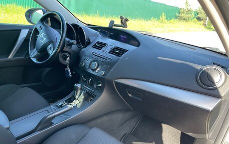 Mazda 3, 2013 год, 800 000 рублей, 4 фотография