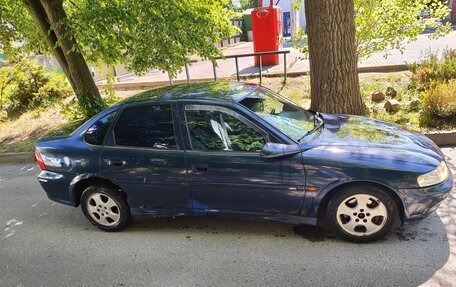 Opel Vectra B рестайлинг, 1999 год, 150 000 рублей, 3 фотография
