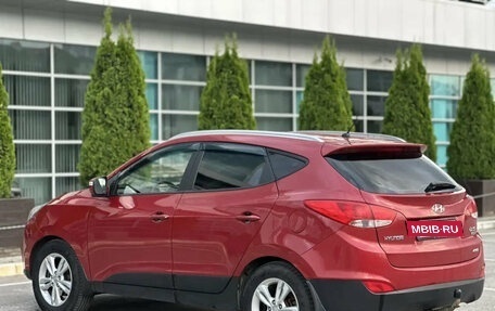 Hyundai ix35 I рестайлинг, 2010 год, 995 000 рублей, 4 фотография