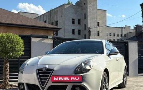 Alfa Romeo Giulietta, 2014 год, 1 300 000 рублей, 1 фотография