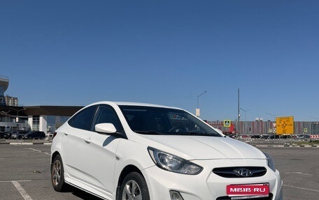 Hyundai Solaris II рестайлинг, 2012 год, 679 000 рублей, 1 фотография