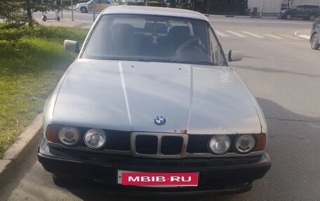 BMW 5 серия, 1992 год, 473 000 рублей, 1 фотография