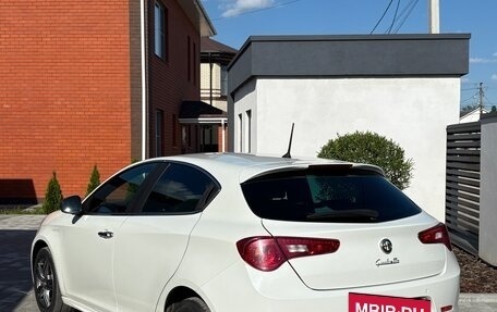 Alfa Romeo Giulietta, 2014 год, 1 300 000 рублей, 4 фотография