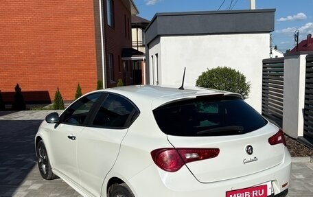 Alfa Romeo Giulietta, 2014 год, 1 300 000 рублей, 5 фотография