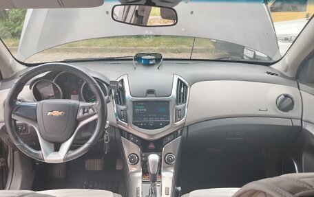 Chevrolet Cruze II, 2014 год, 950 000 рублей, 10 фотография