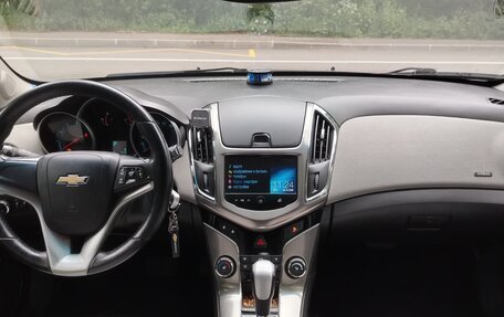 Chevrolet Cruze II, 2014 год, 950 000 рублей, 13 фотография