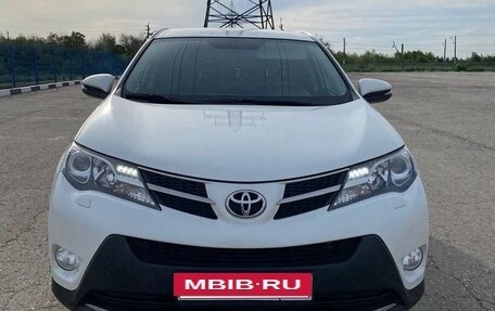 Toyota RAV4, 2013 год, 1 810 000 рублей, 3 фотография