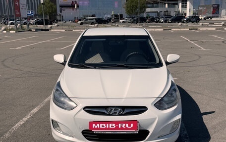 Hyundai Solaris II рестайлинг, 2012 год, 679 000 рублей, 2 фотография
