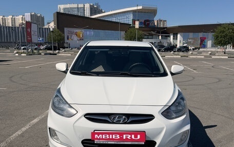 Hyundai Solaris II рестайлинг, 2012 год, 679 000 рублей, 16 фотография
