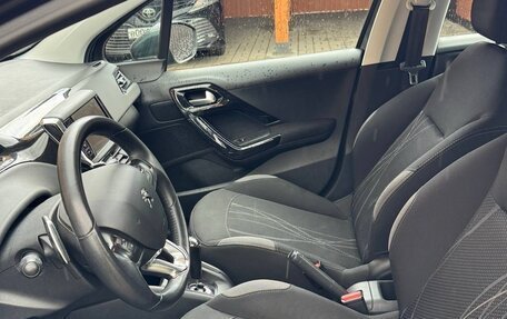 Peugeot 208 II, 2013 год, 450 000 рублей, 21 фотография