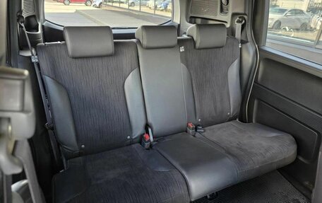 Honda Freed I, 2012 год, 985 000 рублей, 17 фотография
