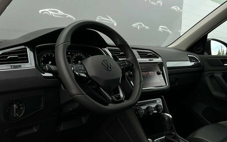 Volkswagen Tiguan II, 2020 год, 3 247 900 рублей, 5 фотография