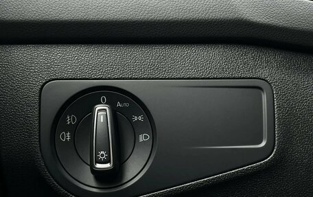Volkswagen Tiguan II, 2020 год, 3 247 900 рублей, 22 фотография