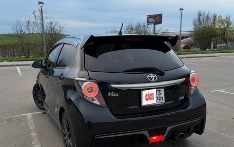 Toyota Vitz, 2015 год, 1 390 000 рублей, 5 фотография