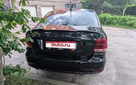 Volkswagen Polo VI (EU Market), 2017 год, 1 000 000 рублей, 2 фотография