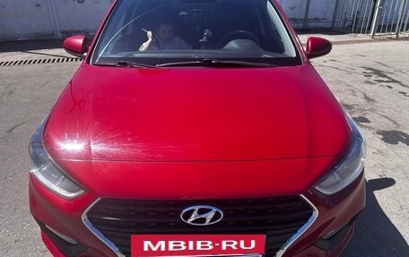 Hyundai Solaris II рестайлинг, 2019 год, 1 400 000 рублей, 2 фотография