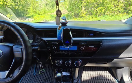 Toyota Corolla, 2014 год, 1 170 000 рублей, 13 фотография