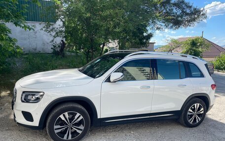 Mercedes-Benz GLB, 2021 год, 4 000 000 рублей, 3 фотография