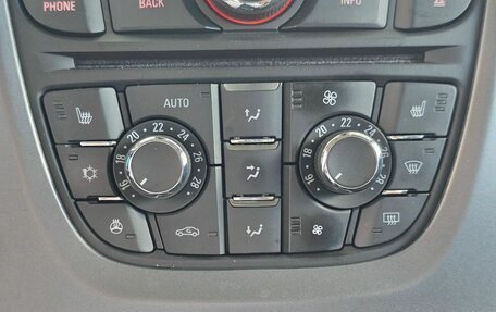 Opel Astra J, 2013 год, 949 000 рублей, 24 фотография