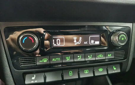 Skoda Rapid II, 2021 год, 1 650 000 рублей, 12 фотография