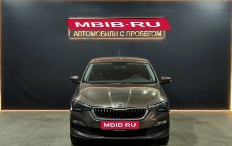Skoda Rapid II, 2021 год, 1 650 000 рублей, 2 фотография