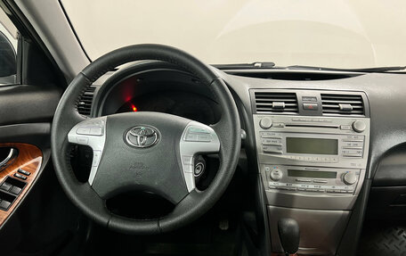 Toyota Camry, 2010 год, 1 250 000 рублей, 10 фотография