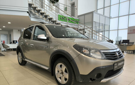 Renault Sandero I, 2013 год, 695 000 рублей, 6 фотография