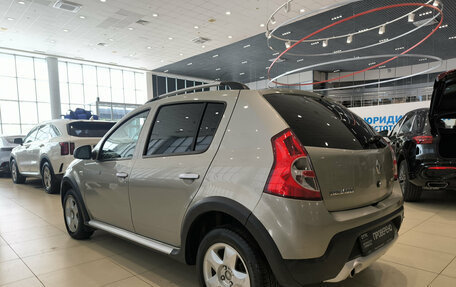 Renault Sandero I, 2013 год, 695 000 рублей, 11 фотография