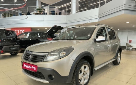 Renault Sandero I, 2013 год, 695 000 рублей, 2 фотография
