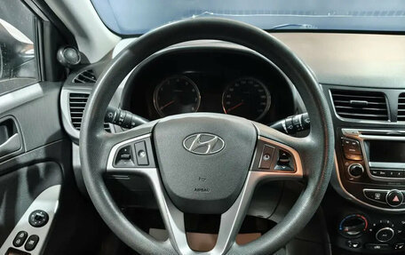Hyundai Solaris II рестайлинг, 2015 год, 980 000 рублей, 9 фотография