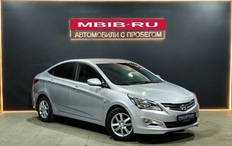 Hyundai Solaris II рестайлинг, 2015 год, 980 000 рублей, 3 фотография