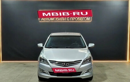 Hyundai Solaris II рестайлинг, 2015 год, 980 000 рублей, 2 фотография