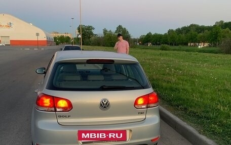 Volkswagen Golf VI, 2011 год, 500 000 рублей, 2 фотография