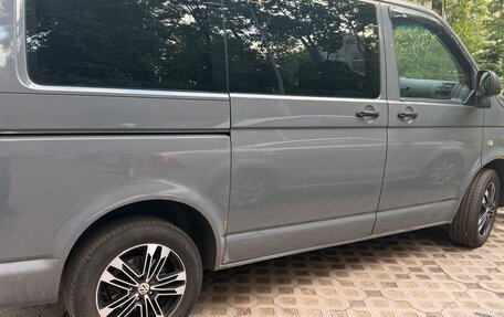 Volkswagen Caravelle T5, 2012 год, 1 270 000 рублей, 8 фотография