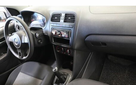 Volkswagen Polo VI (EU Market), 2011 год, 779 000 рублей, 5 фотография