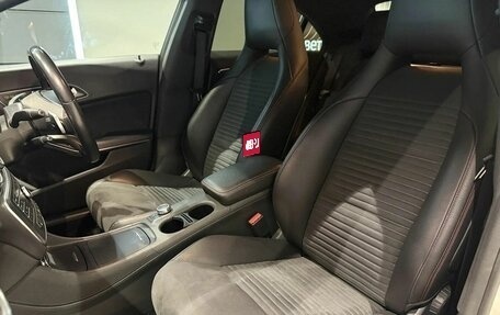 Mercedes-Benz CLA, 2015 год, 1 800 000 рублей, 21 фотография