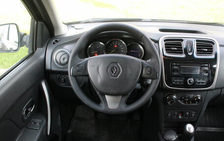 Renault Logan II, 2014 год, 645 000 рублей, 13 фотография