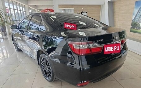 Toyota Camry, 2016 год, 1 700 000 рублей, 7 фотография