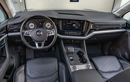 Volkswagen Touareg III, 2020 год, 5 799 000 рублей, 6 фотография