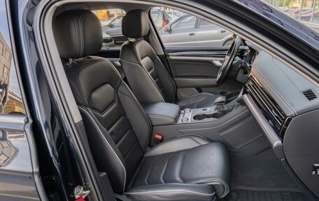 Volkswagen Touareg III, 2020 год, 5 799 000 рублей, 8 фотография