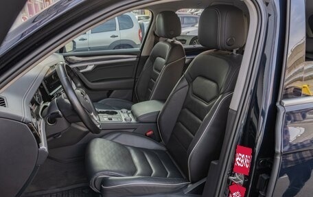Volkswagen Touareg III, 2020 год, 5 799 000 рублей, 10 фотография