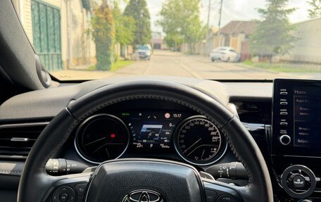 Toyota Camry, 2021 год, 3 650 000 рублей, 9 фотография