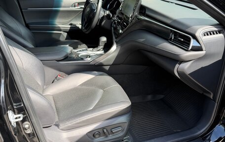 Toyota Camry, 2021 год, 3 650 000 рублей, 11 фотография