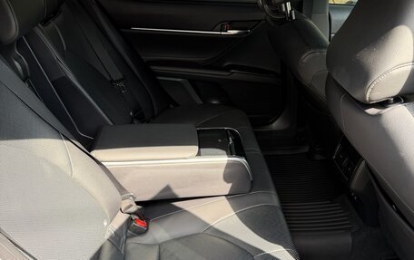 Toyota Camry, 2021 год, 3 650 000 рублей, 13 фотография