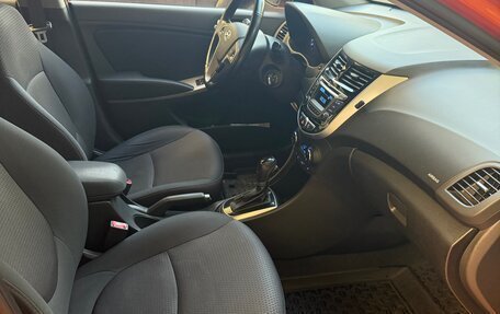 Hyundai Solaris II рестайлинг, 2015 год, 1 250 000 рублей, 8 фотография