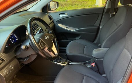 Hyundai Solaris II рестайлинг, 2015 год, 1 250 000 рублей, 5 фотография
