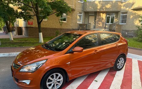 Hyundai Solaris II рестайлинг, 2015 год, 1 250 000 рублей, 12 фотография